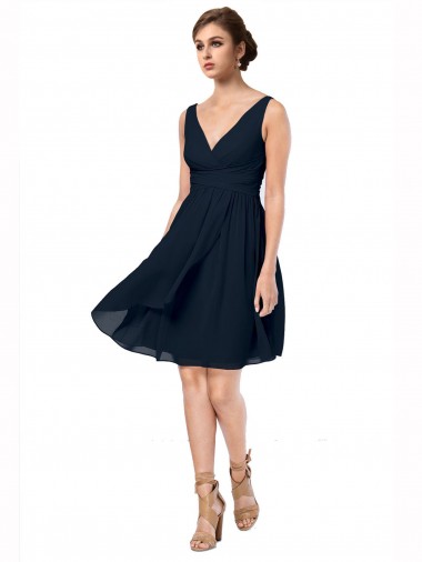 Dunkelmarine A-Linien V-Ausschnitt Knielang Chiffon Kurze Brautjungfernkleider / Cocktailkleider / Heimkehr Kleider Verkäufer